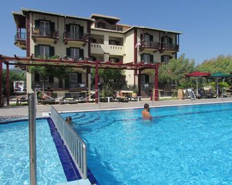 Porto Fico Hotel - Vasiliki - Building