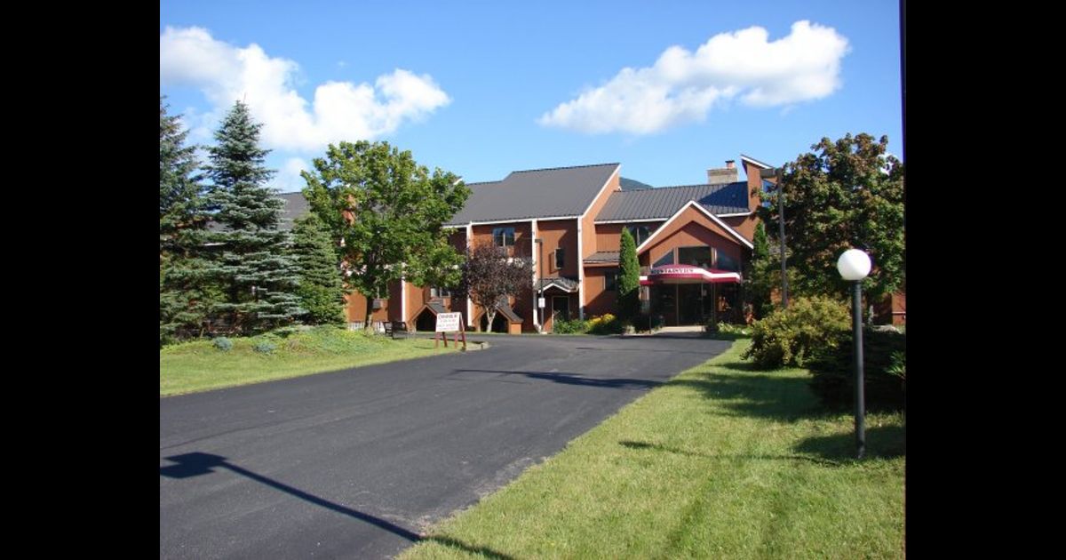 Mendon Mountainview Lodge 108 (̶1̶3̶6̶). Killington Hotel Deals