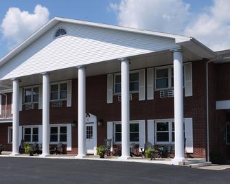 Bicentennial Inn - Buckhannon - Bâtiment