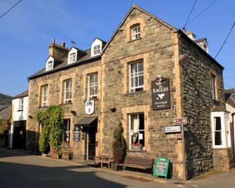 The Eagles Bunkhouse - בטווס אי קואד - בניין