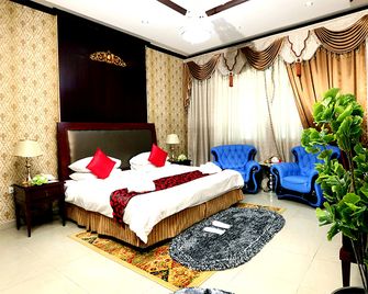 Clifton International Hotel - Fujairah - Bedroom