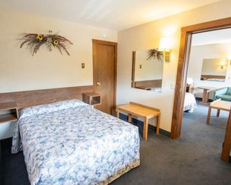 Tall Pines Motel - Lake George - Habitación