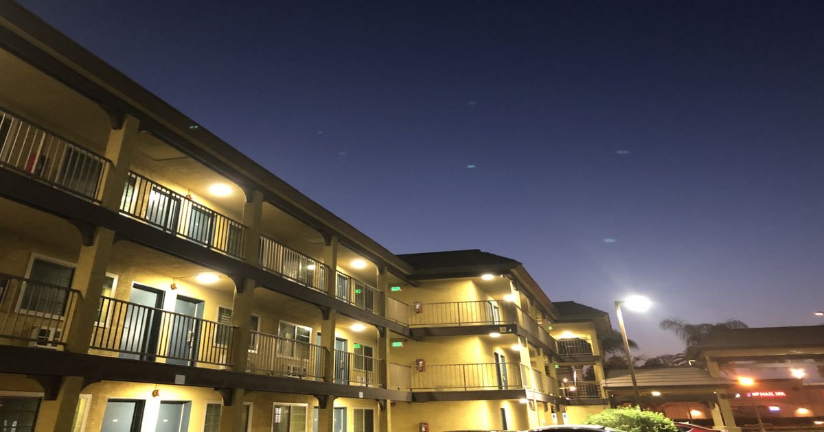 Simply Home Inn & Suites à partir de 69 €. Hôtels à Riverside KAYAK