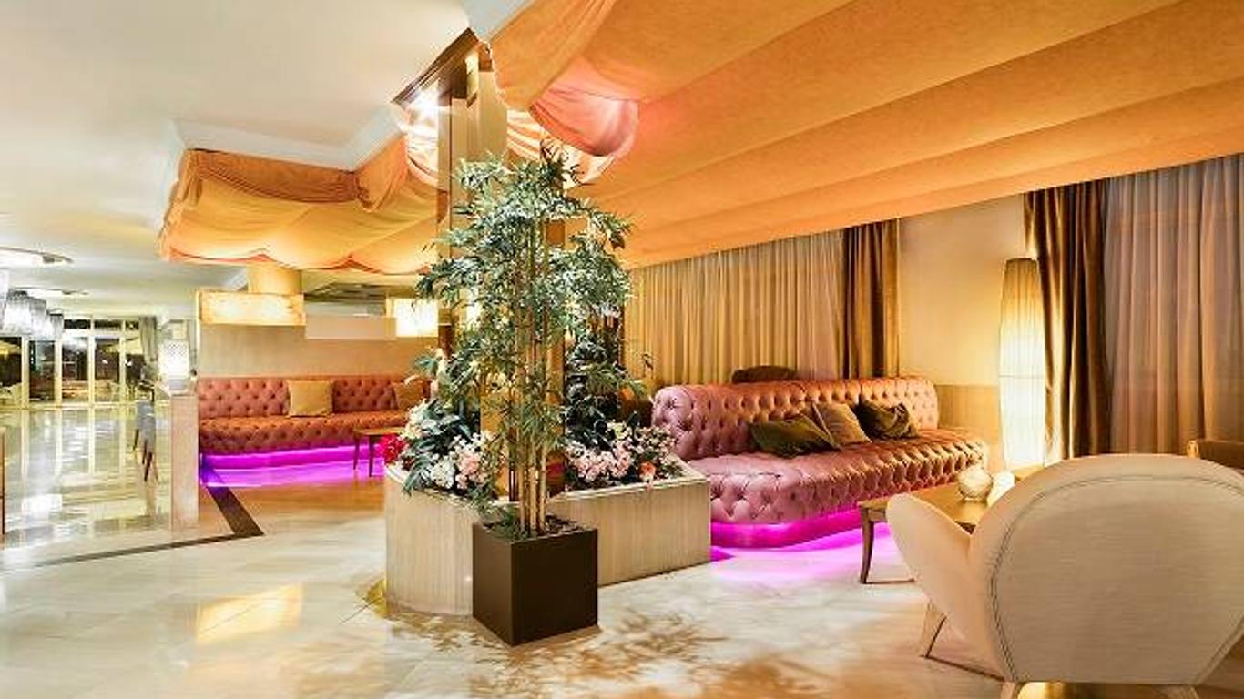 بيفرلي بارك إن آند سبا