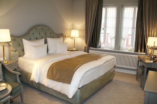 Romantik Hotel Zur Glocke - Trier - Bedroom