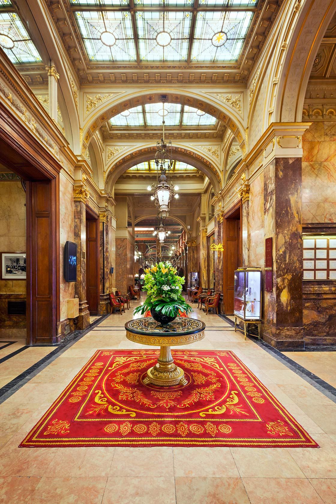 Hotel Metropole - Bruksela - Korytarz