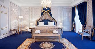 Metropole Hotel - Brussels - Bedroom