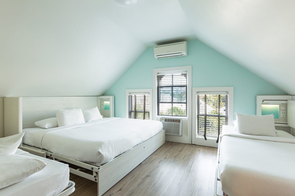 إن واي إيه آيتش كي ويست - للبالغين فقط - كي وست - غرفة نوم