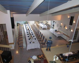 Azuolynas - Juodkrantė - Sala ricevimenti