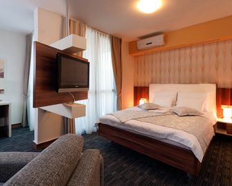 Hotel Lighthouse - Herceg Novi - Slaapkamer