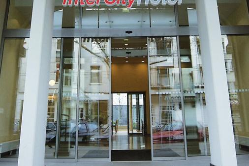 Intercityhotel Düsseldorf - Düsseldorf - Building
