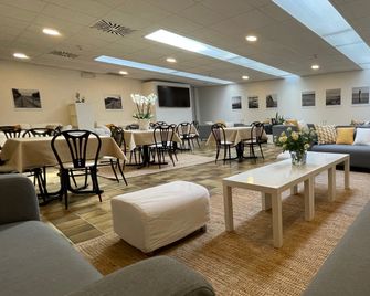 Hotel Desiree - ליניאנו סביאדורו - שירותי מקום האירוח