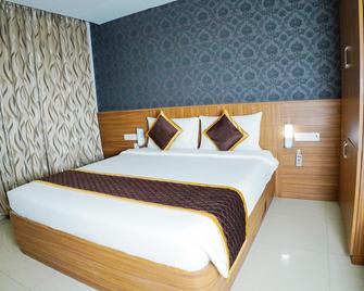 Hotel Chenduran Park - Dindigul - Bedroom
