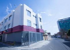 Hostal Vasco - Tacna - Gebouw