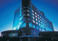 Rydges Parramatta - Parramatta - Building