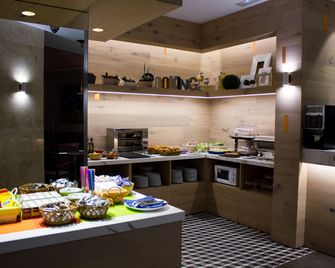 Hotel Gran Via - זראגוזה - בופה