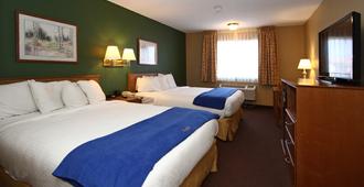 New Victorian Inn & Suites Kearney - Kearney - Bedroom