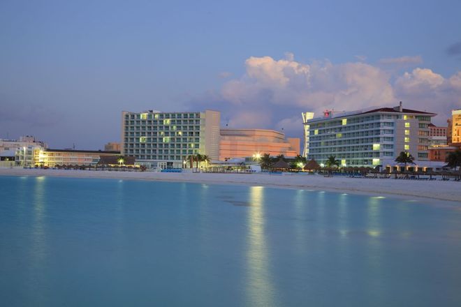 Krystal Cancun - Cancún - Building