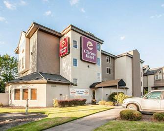 Clarion Hotel Portland Airport - Portland - Building
