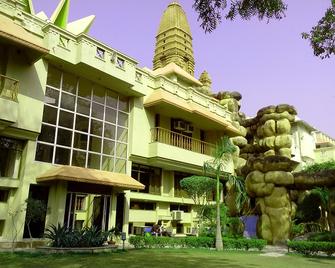 Ananda Krishna Van - Vrindavan - Building