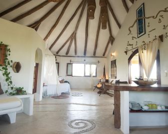 Casa Takywara - הולבוקס איילנד - שירותי מקום האירוח