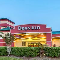 Days Inn by Wyndham Orlando Near Millenia Mall