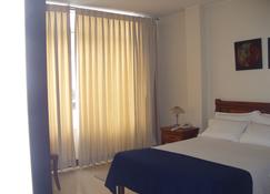 Hotel Gran Via - Armênia - Quarto