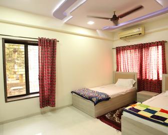 The Dorm Factory - Mumbai - Bedroom