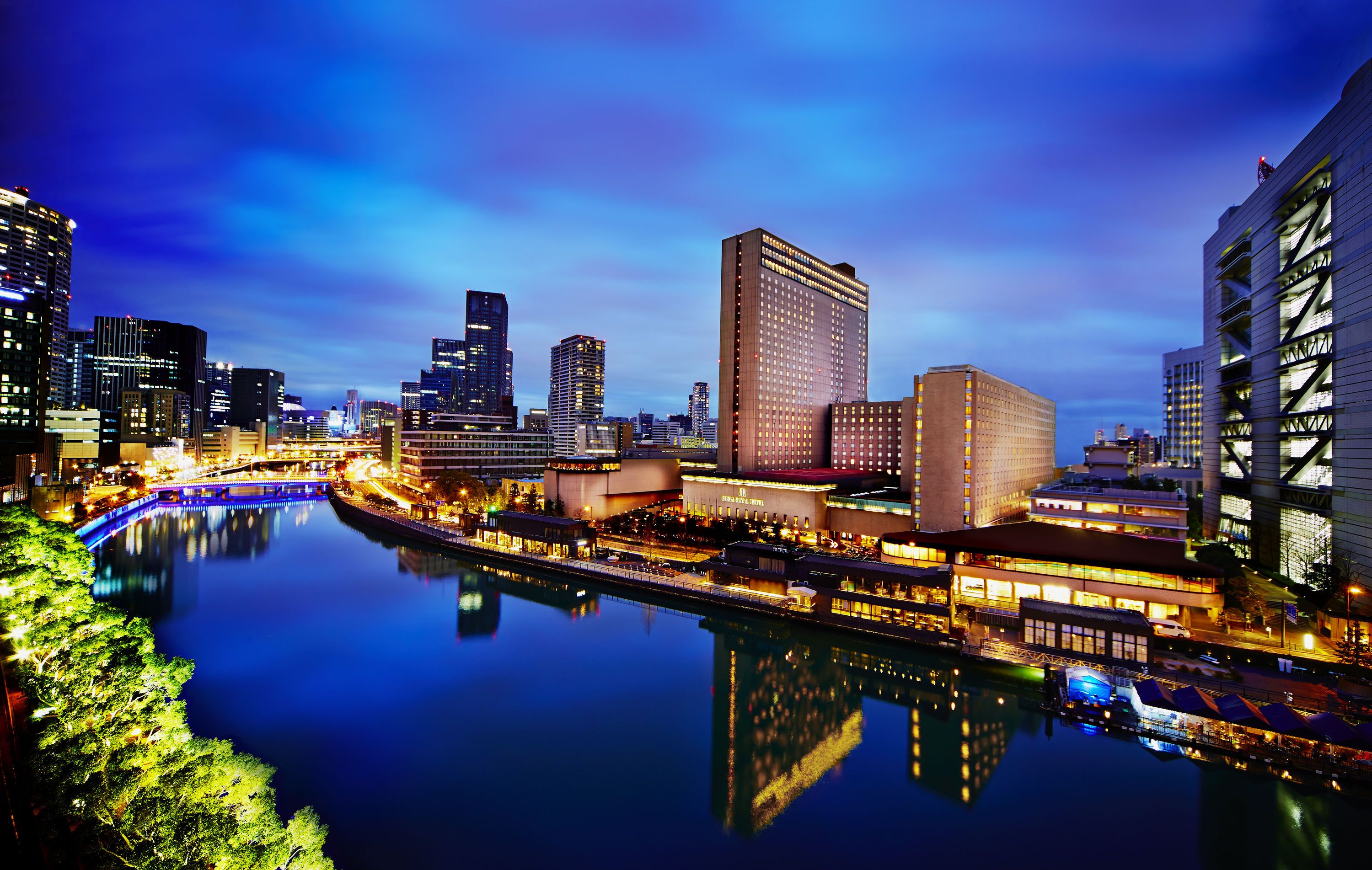 Outdoors view view of RIHGA Royal Hotel Osaka