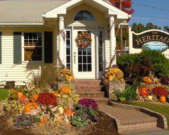 The Heritage of Lake George - Lake George - Building