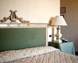 Relais Ducale - Gubbio - Yatak Odası