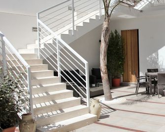 Hotel Belvir - Villasimius - Patio