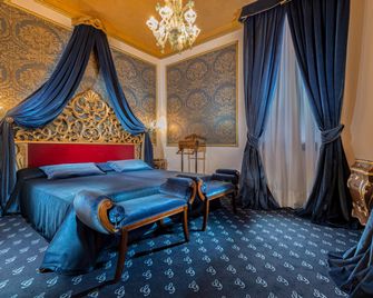 Hotel Giorgione - ונציה - חדר שינה