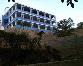 Hotel Djabraba's EcoLodge - Nova Sintra - Building