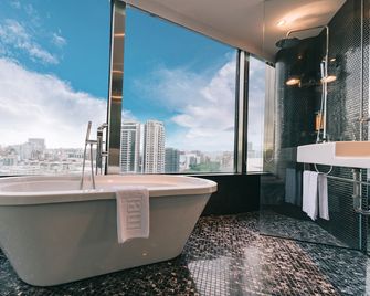 Meistay Art Gallery Hotel - Taipei City - Bathroom