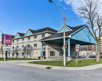 Comfort Suites Downtown - Windsor - Rakennus