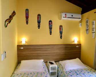 Pousada Manicaca - Guarda do Embaú - Bedroom