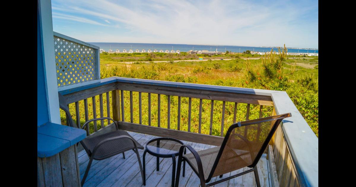 Dune Crest Hotel in North Truro, the United States from 110 Deals