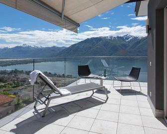 Hotel Stella Sa - לוקרנו - מרפסת