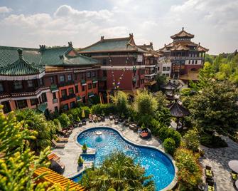 Hotel Ling Bao, Phantasialand Erlebnishotel - Bruhl - Zwembad
