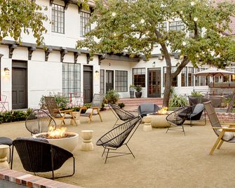 The Landsby - Solvang - Patio