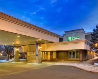 Holiday Inn Express Poughkeepsie - Poughkeepsie - Building