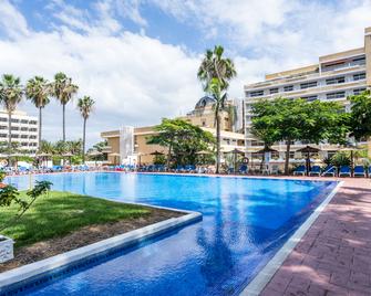 Complejo Blue Sea Puerto Resort compuesto por Hotel Canarife y Bonanza Palace - פוארטו דה לה קרוס - בריכה