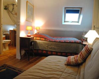 Chambres Chez Mounie - Arromanches-les-bains - Bedroom