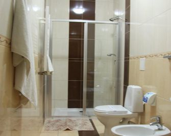 Nashe Misto Guest House - Kovel' - Bagno