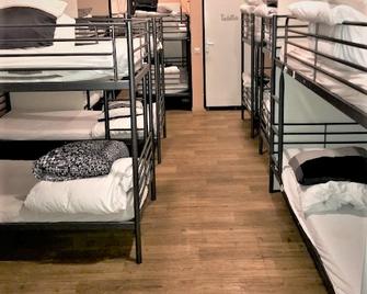 Trendy Hostel - Ivry-sur-Seine - Camera da letto