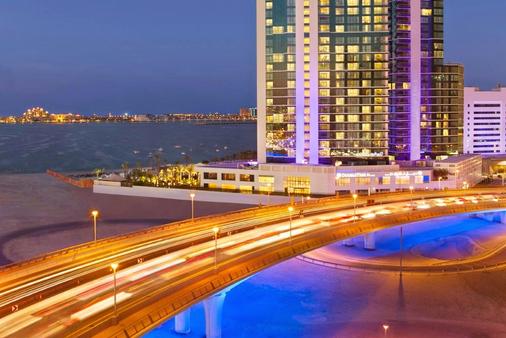 DoubleTree by Hilton Dubai - Jumeirah Beach - Dubai - Building