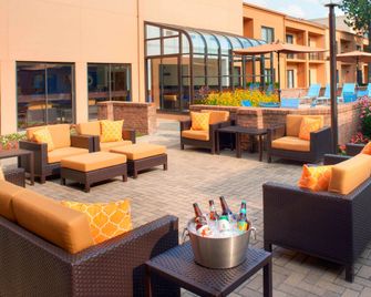 Sonesta Select Detroit Auburn Hills - Auburn Hills - Terasa