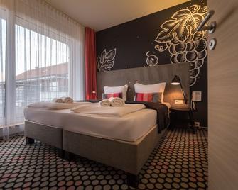 Hotel Bonvino Badacsony - Badacsony - Bedroom