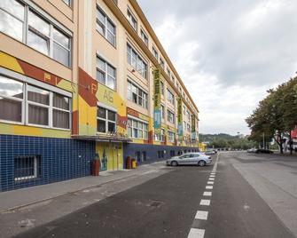 Plus Prague Hostel - Praha - Bygning